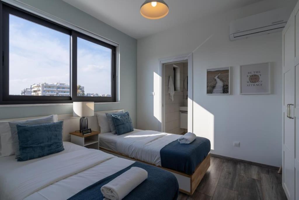 Thalassa 2-Bedroom Apartment In Larnaca Luaran gambar